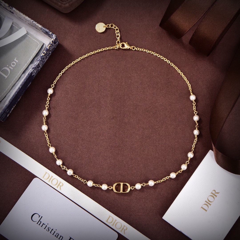 chr1st1an D10r necklaces